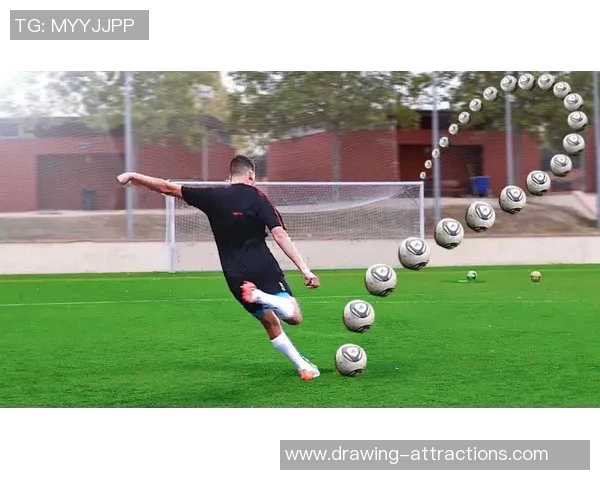 孤独的足球明星在绿茵场上追逐梦想的背影与心灵的挣扎 孤独的足球明星在绿茵场上追逐梦想的背影与心灵的挣扎