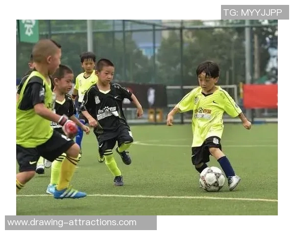 短发男足球明星发型推荐助你打造时尚运动风格 短发男足球明星发型推荐助你打造时尚运动风格